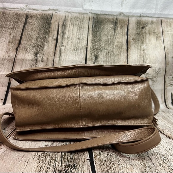 orYANY - Tan with green and dark red crossbody - Picture 6 of 12